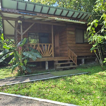 Centro Ananda Acomodação com café da manhã Guápiles Exterior foto
